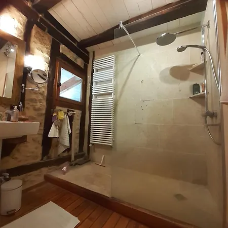 Kiko - Vue Sur Jardin Et Montagne Aurignac (Haute-Garonne)